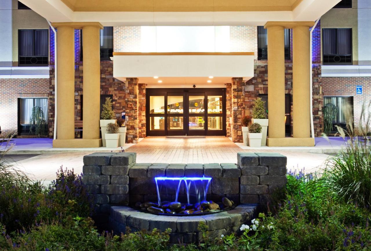 Holiday Inn Express Johnson City By Ihg Экстерьер фото